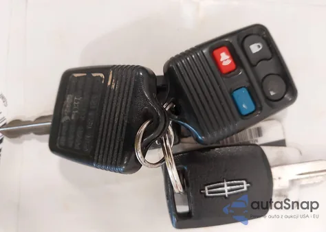 2005 Lincoln Ls V8 из США, поврежденный, VIN 1LNHM87A85Y647917